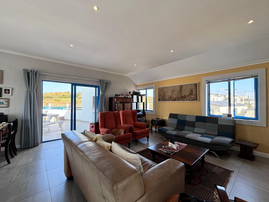 2 Bedroom Property for Sale in Blue Lagoon Western Cape